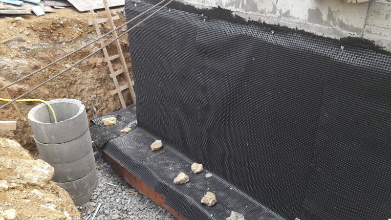Waterproofing membrane installation